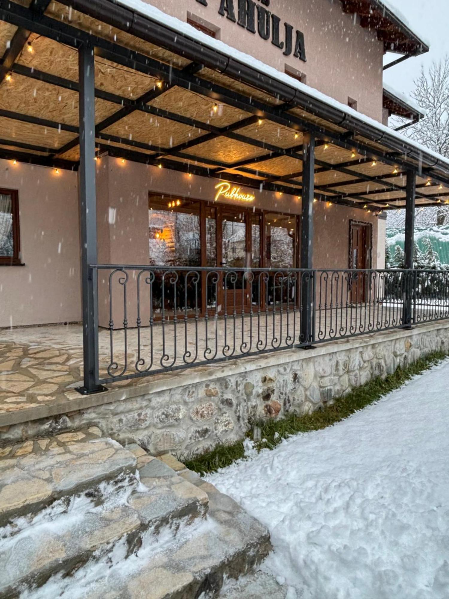 Pubhouse & Rooms Pahulja Kolašin Esterno foto